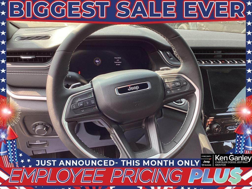 new 2025 Jeep Grand Cherokee car, priced at $40,955