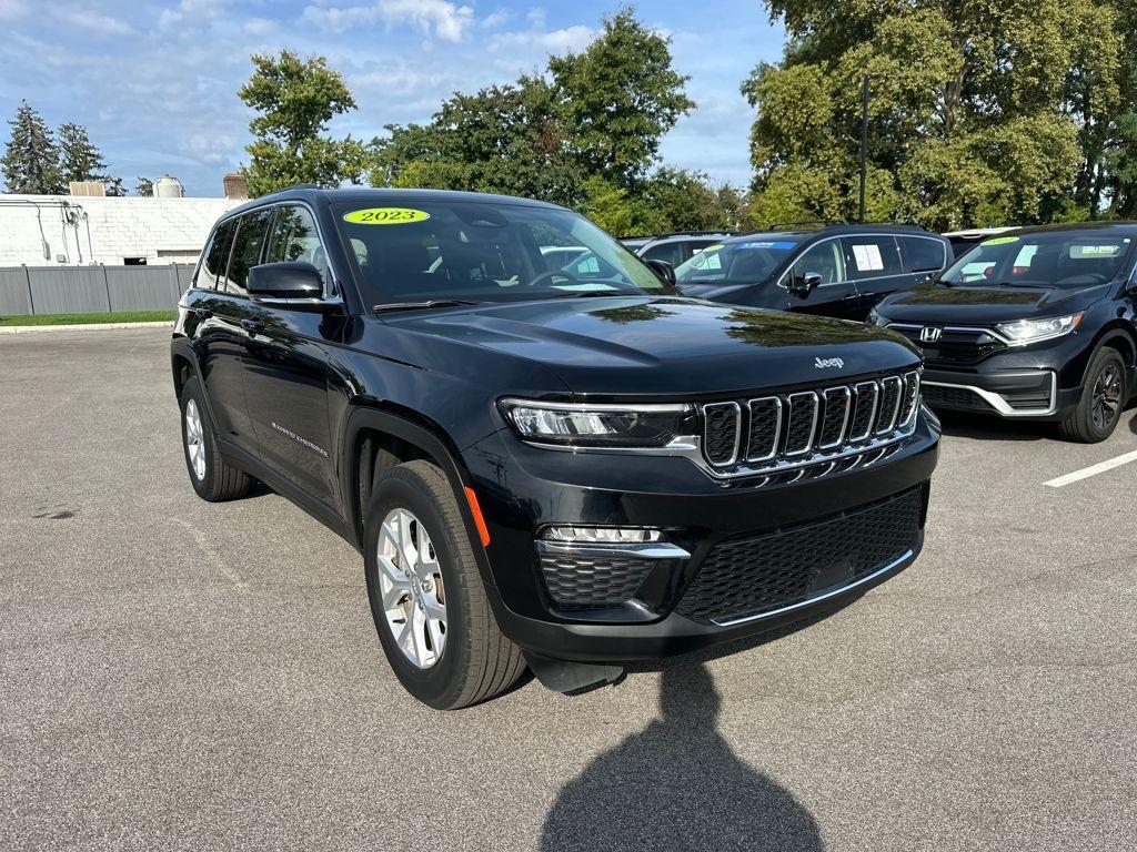 used 2023 Jeep Grand Cherokee car, priced at $34,600