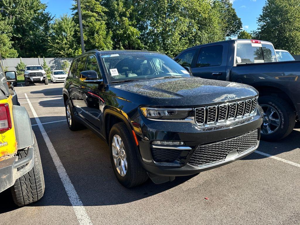 used 2023 Jeep Grand Cherokee car, priced at $34,600