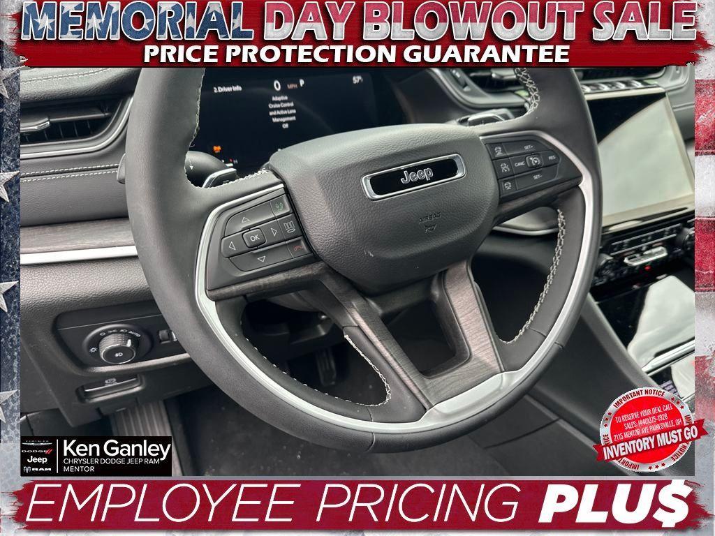 new 2025 Jeep Grand Cherokee car, priced at $44,501