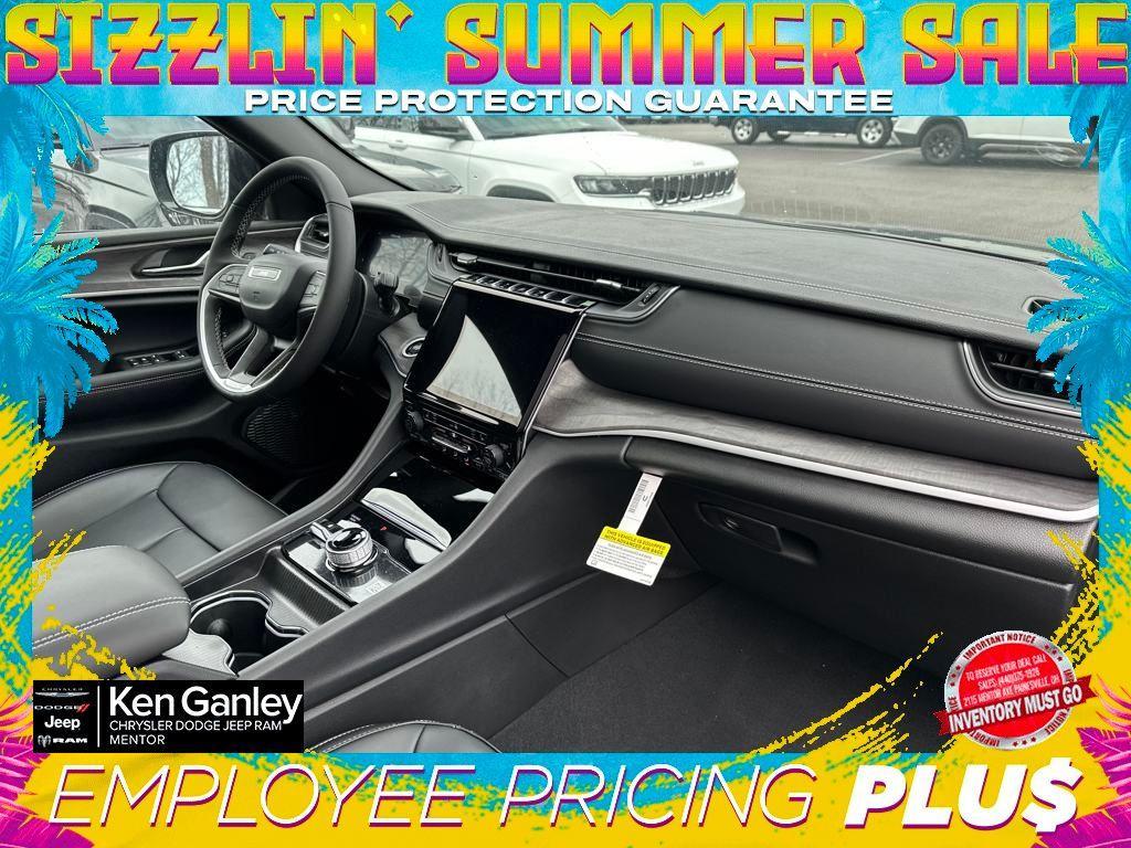 new 2025 Jeep Grand Cherokee car, priced at $44,751