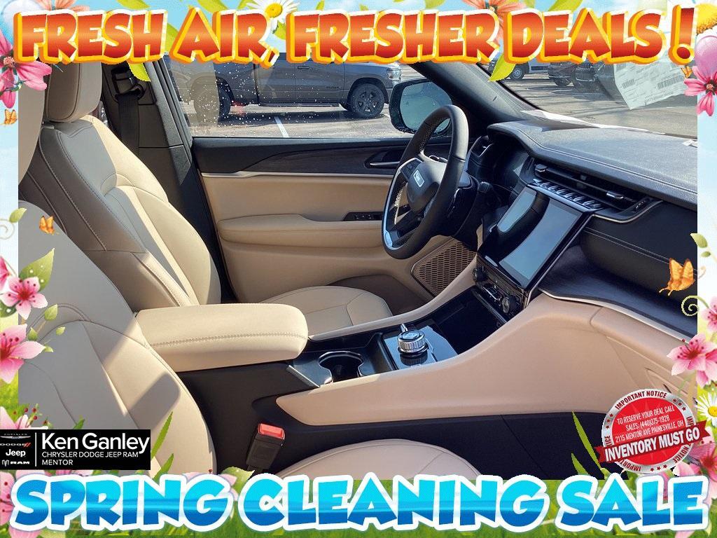 new 2025 Jeep Grand Cherokee L car, priced at $54,405