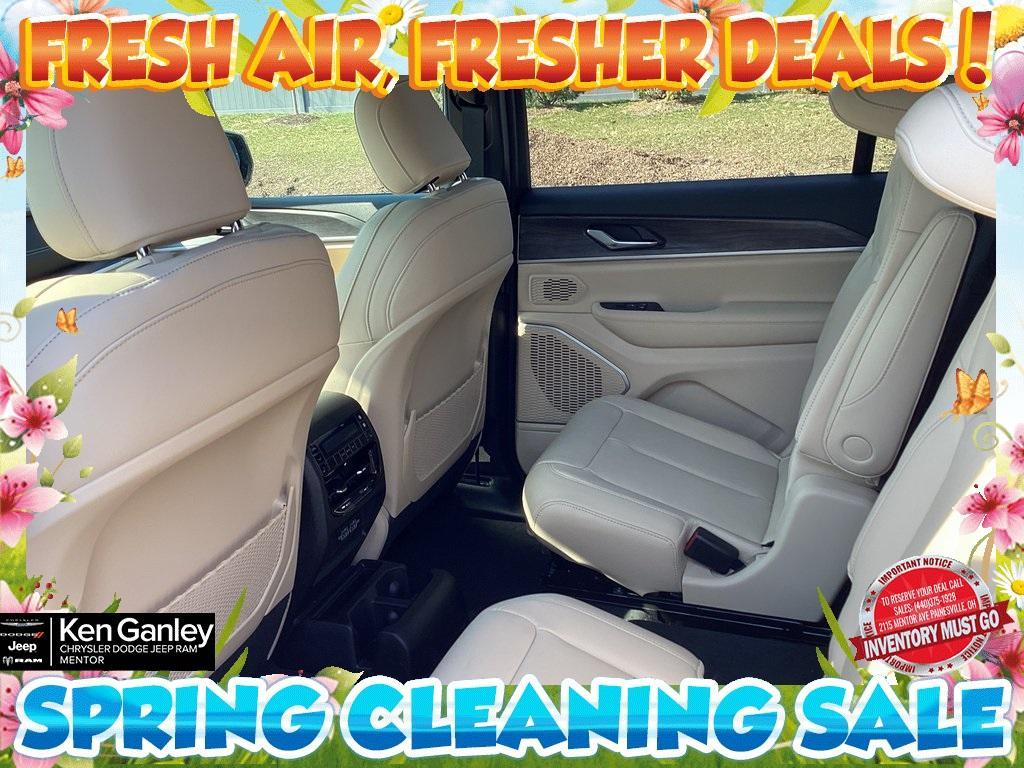 new 2025 Jeep Grand Cherokee L car, priced at $54,405