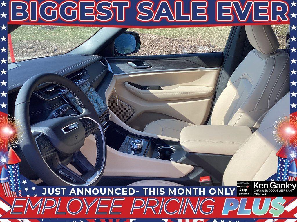 new 2025 Jeep Grand Cherokee L car, priced at $52,346