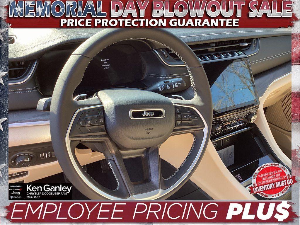 new 2025 Jeep Grand Cherokee L car, priced at $52,096