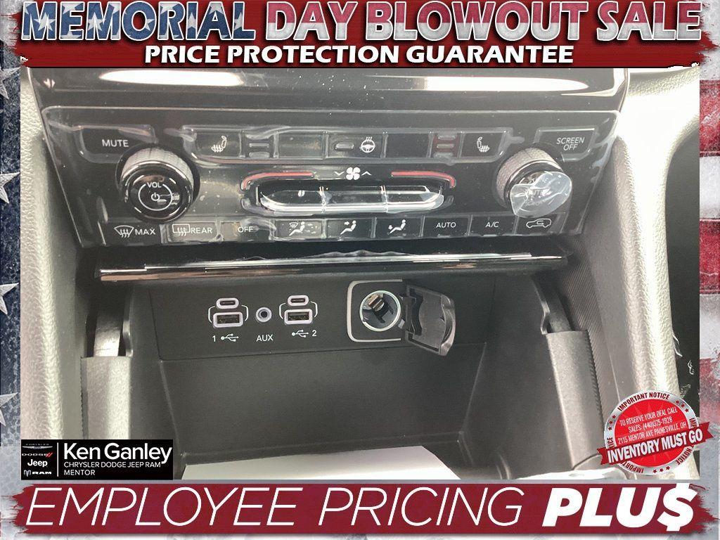 new 2025 Jeep Grand Cherokee L car, priced at $46,801