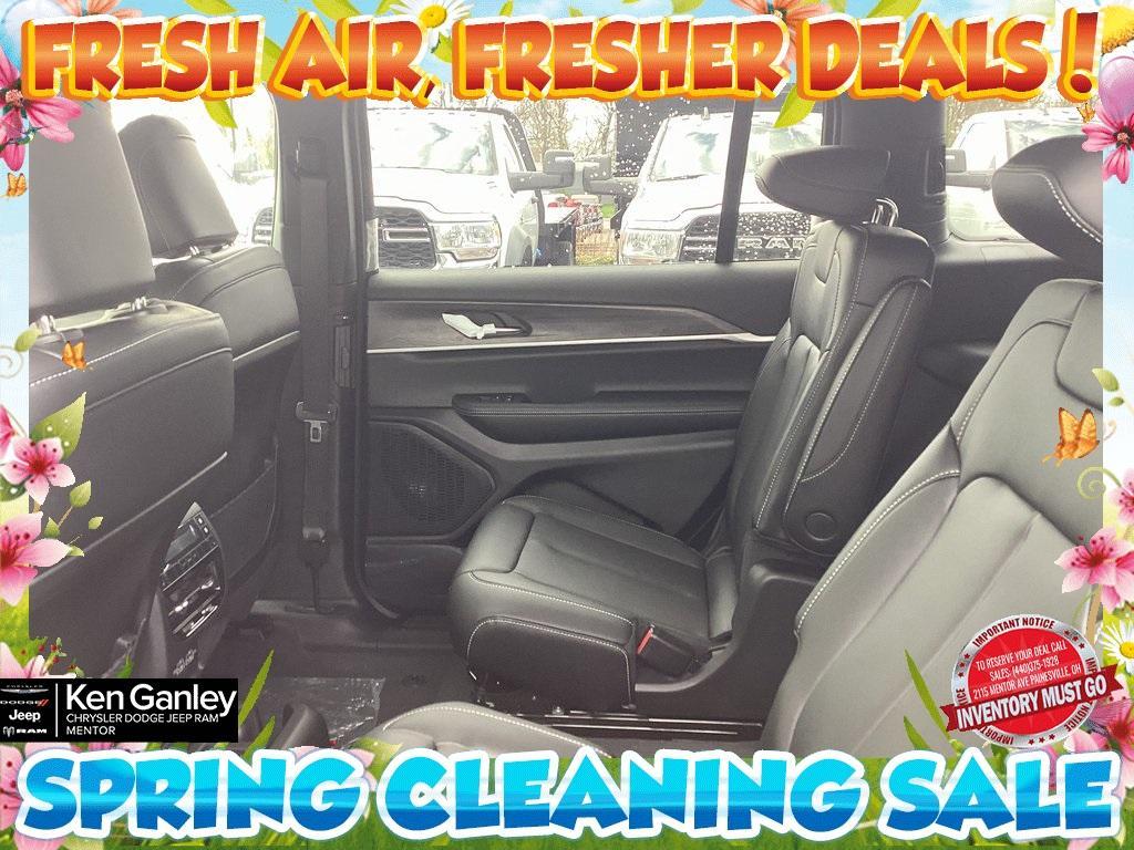 new 2025 Jeep Grand Cherokee L car, priced at $48,696
