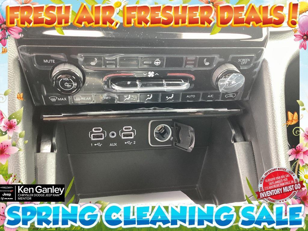 new 2025 Jeep Grand Cherokee L car, priced at $48,696