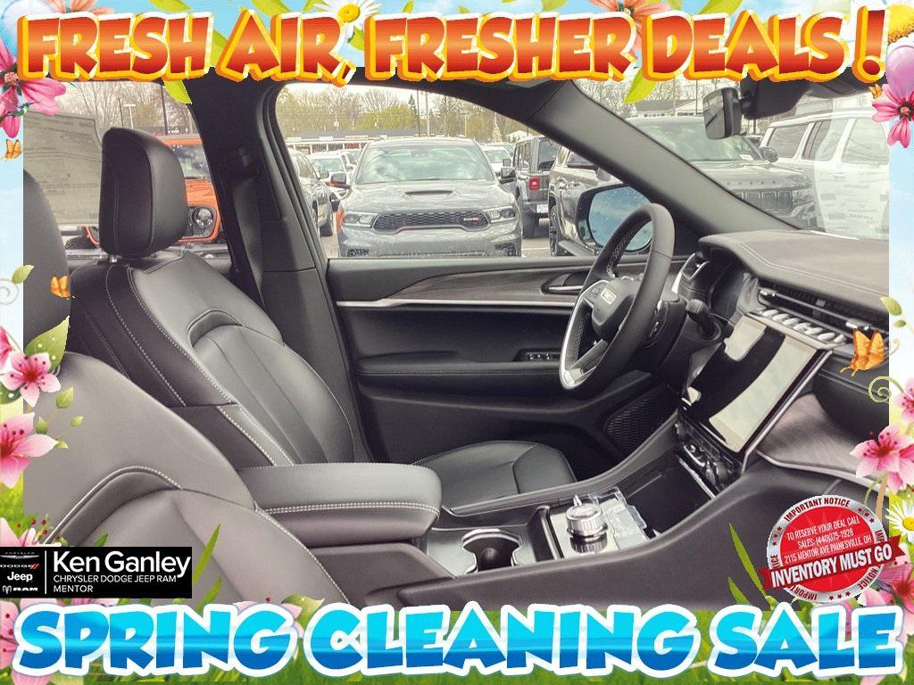new 2025 Jeep Grand Cherokee L car, priced at $48,696