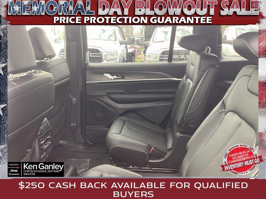 new 2025 Jeep Grand Cherokee L car, priced at $46,801