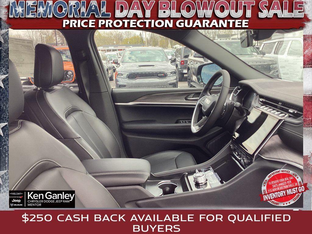 new 2025 Jeep Grand Cherokee L car, priced at $46,801