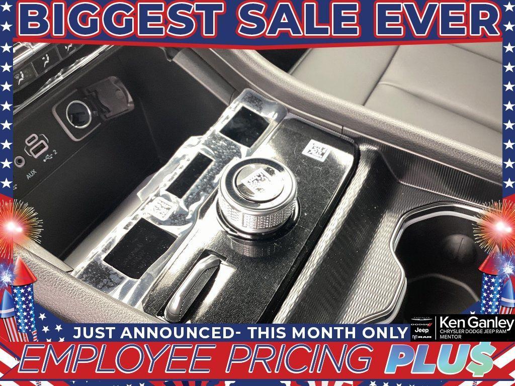 new 2025 Jeep Grand Cherokee L car, priced at $47,051