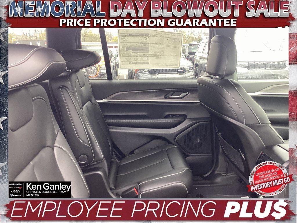 new 2025 Jeep Grand Cherokee L car, priced at $46,801