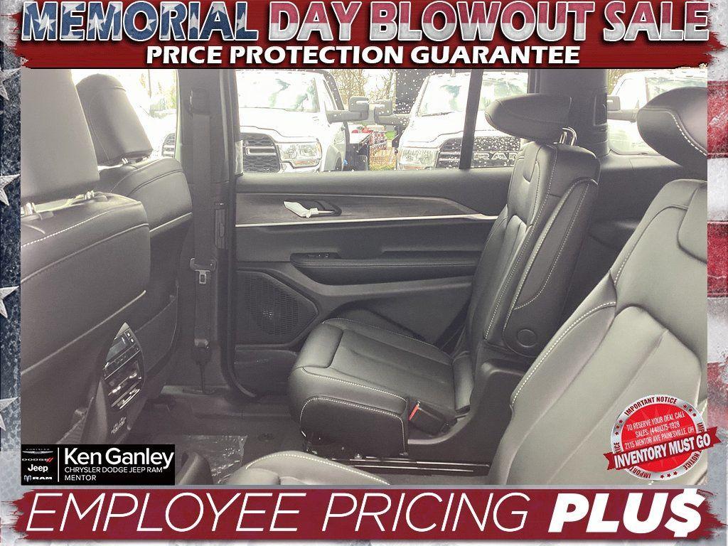 new 2025 Jeep Grand Cherokee L car, priced at $46,801