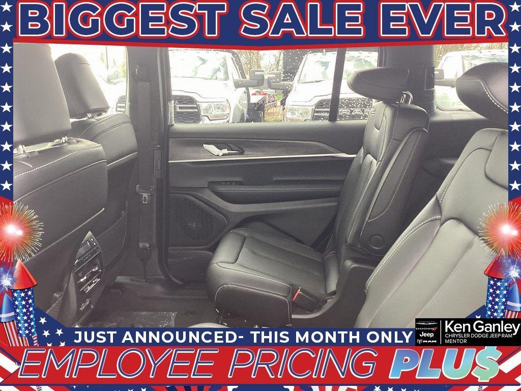 new 2025 Jeep Grand Cherokee L car, priced at $47,051