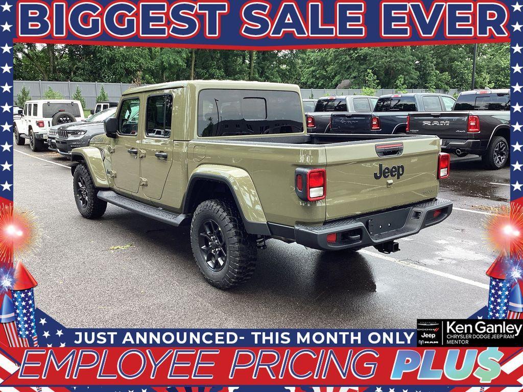 new 2025 Jeep Gladiator car, priced at $49,167