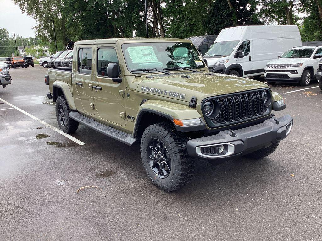 new 2025 Jeep Gladiator car, priced at $49,167