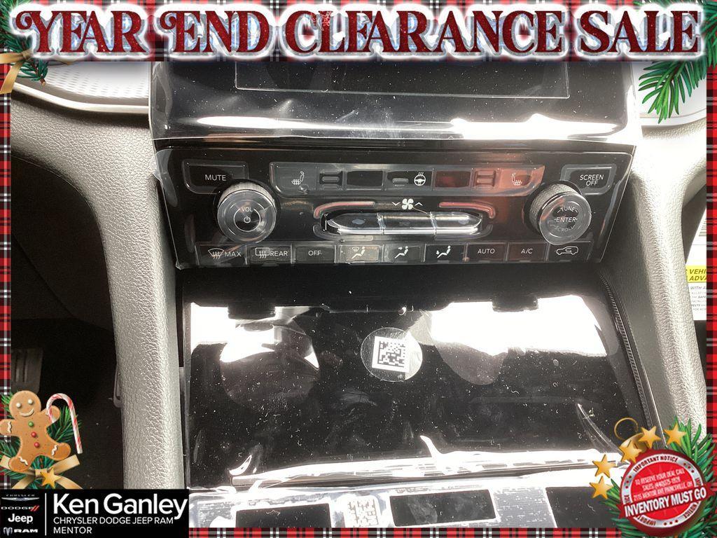 new 2025 Jeep Grand Cherokee car, priced at $46,135