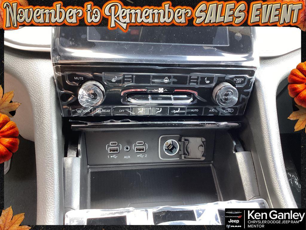 new 2025 Jeep Grand Cherokee L car, priced at $45,389