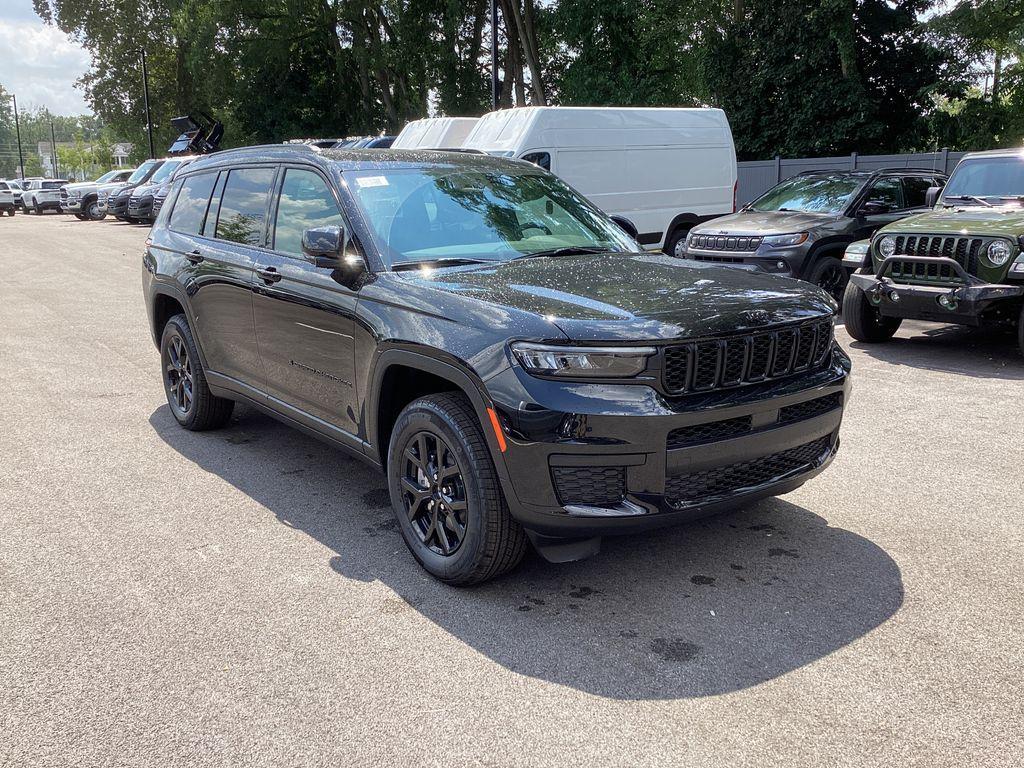 new 2025 Jeep Grand Cherokee L car, priced at $44,347