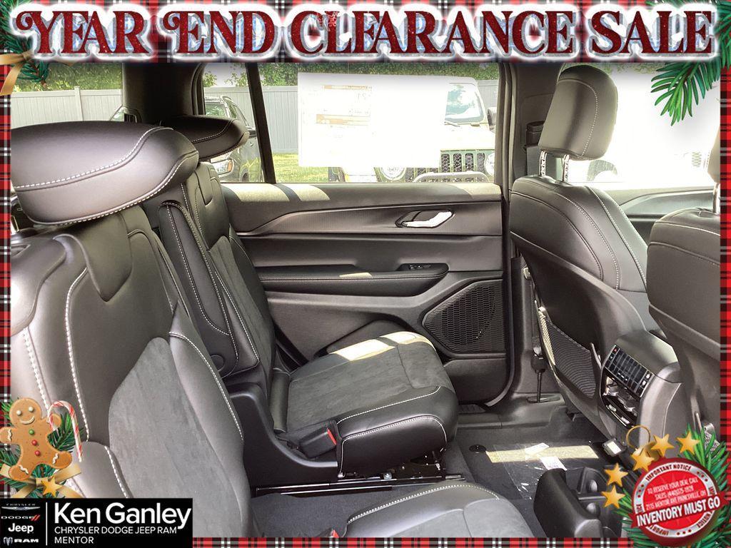 new 2025 Jeep Grand Cherokee L car, priced at $38,889