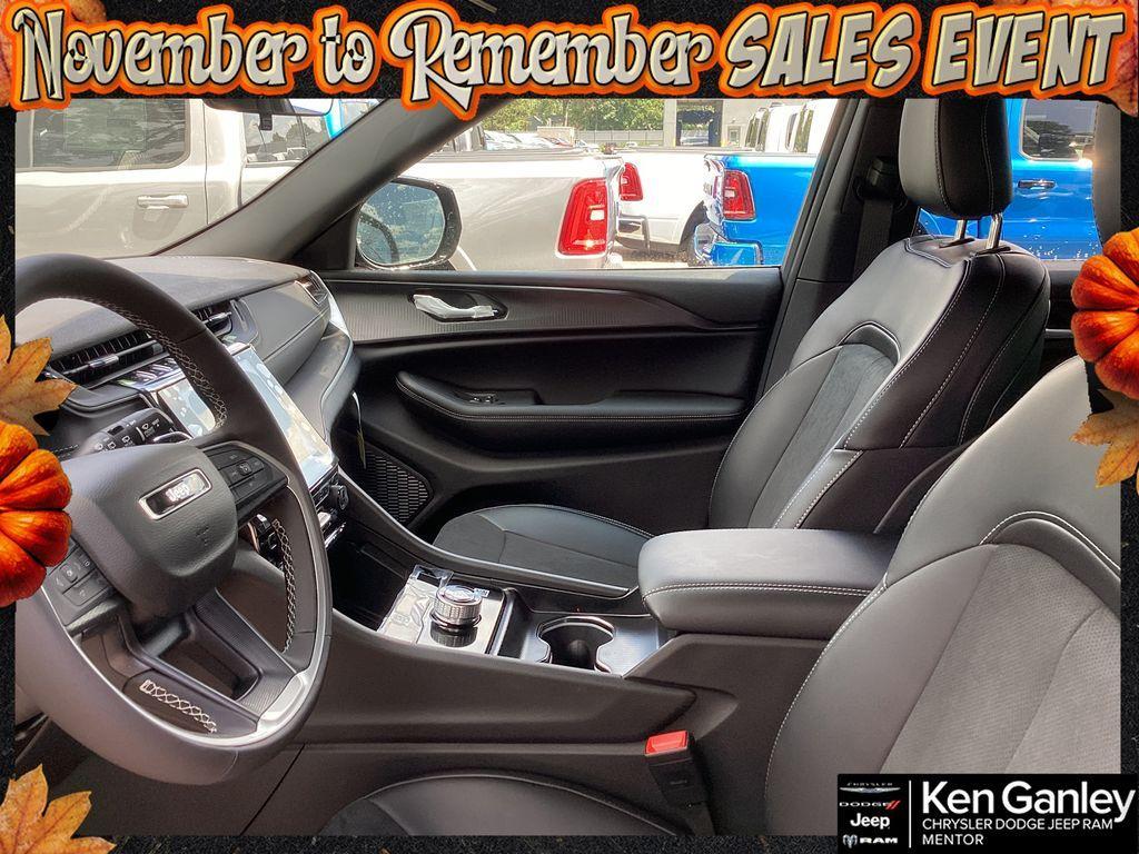 new 2025 Jeep Grand Cherokee L car, priced at $45,389