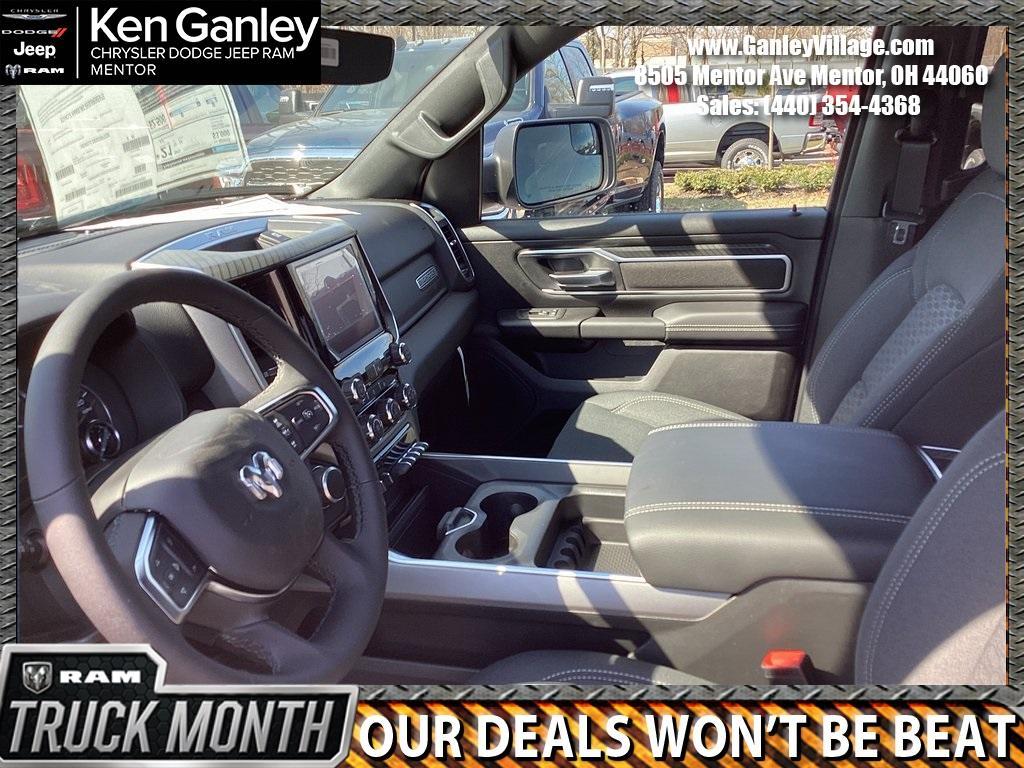 new 2025 Ram 1500 car, priced at $44,478