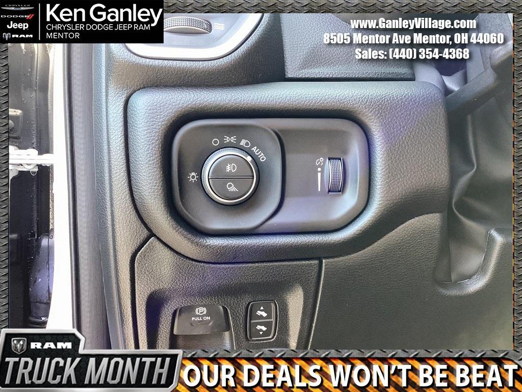 new 2025 Ram 1500 car, priced at $44,478