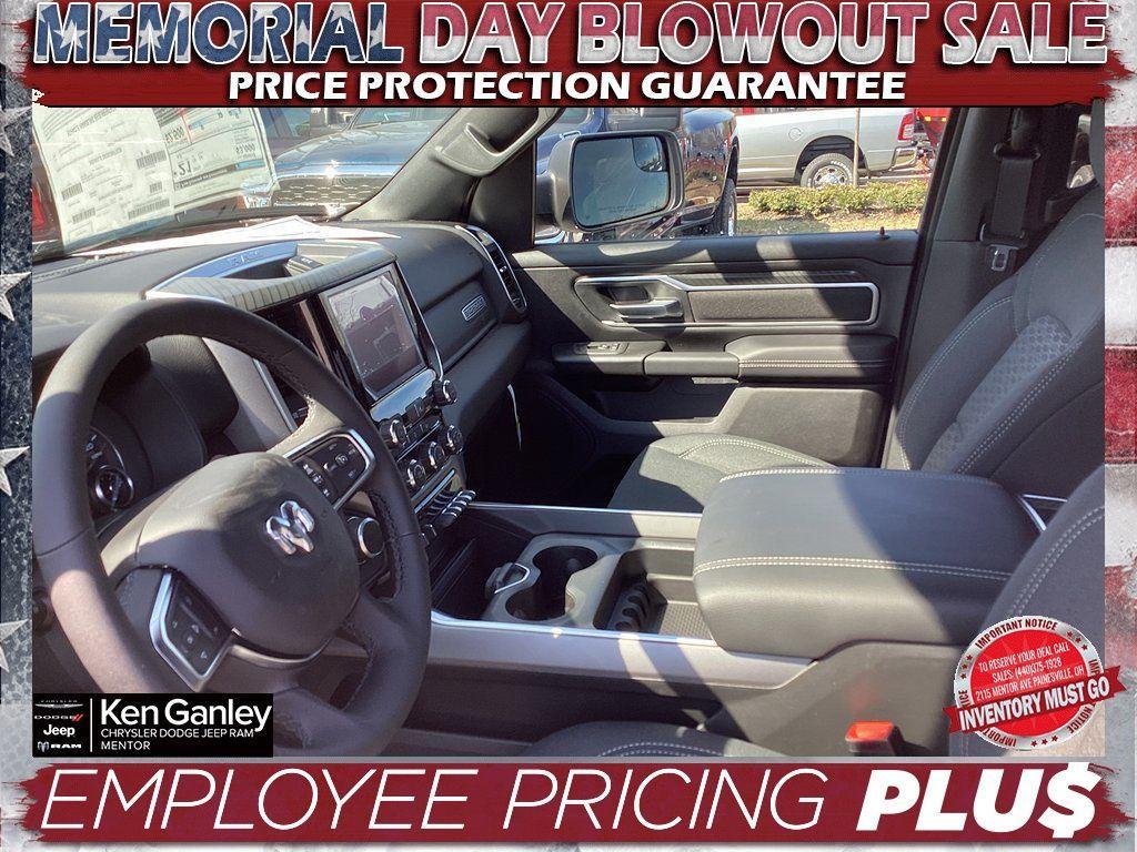 new 2025 Ram 1500 car, priced at $47,978