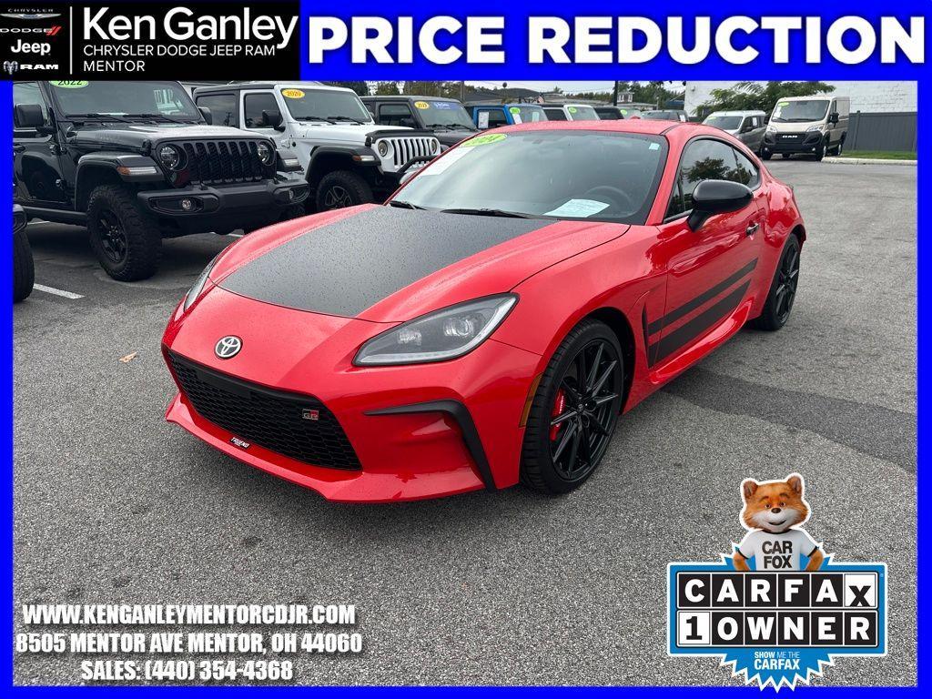 used 2024 Toyota GR86 car, priced at $35,700