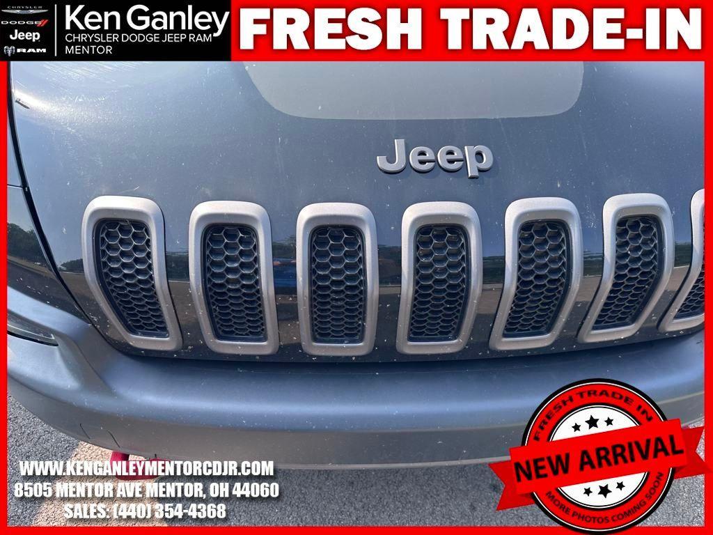 used 2018 Jeep Cherokee car, priced at $14,900