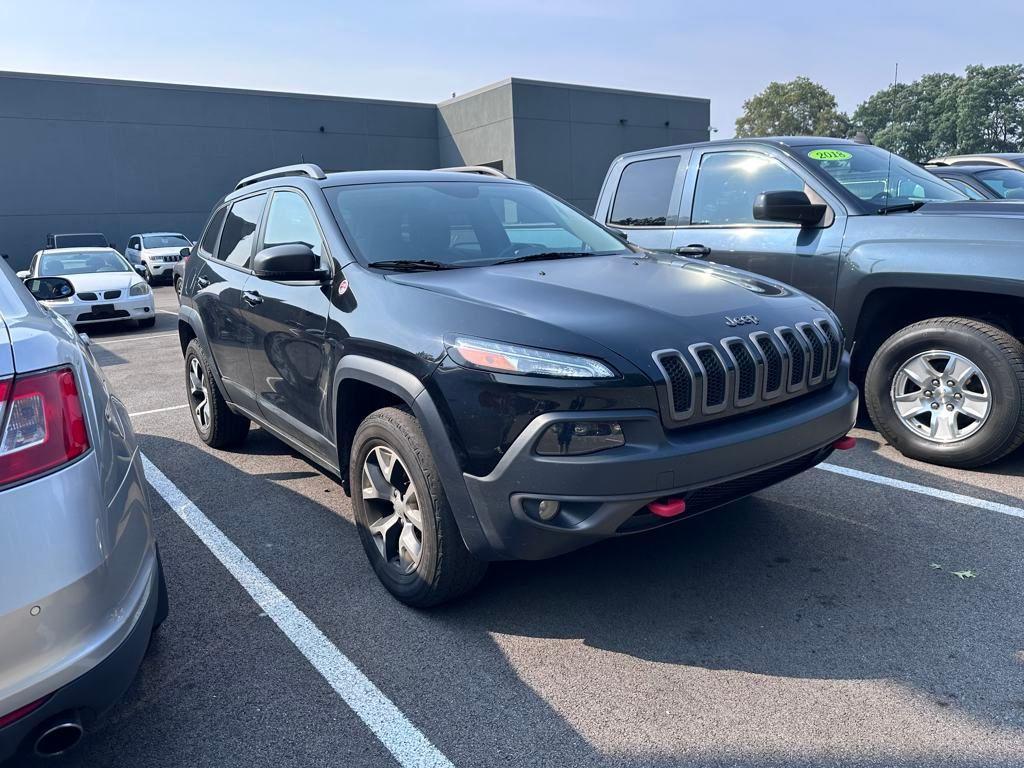 used 2018 Jeep Cherokee car, priced at $14,900