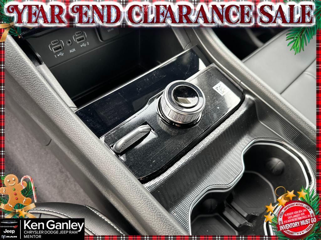 new 2025 Jeep Grand Cherokee L car, priced at $43,669