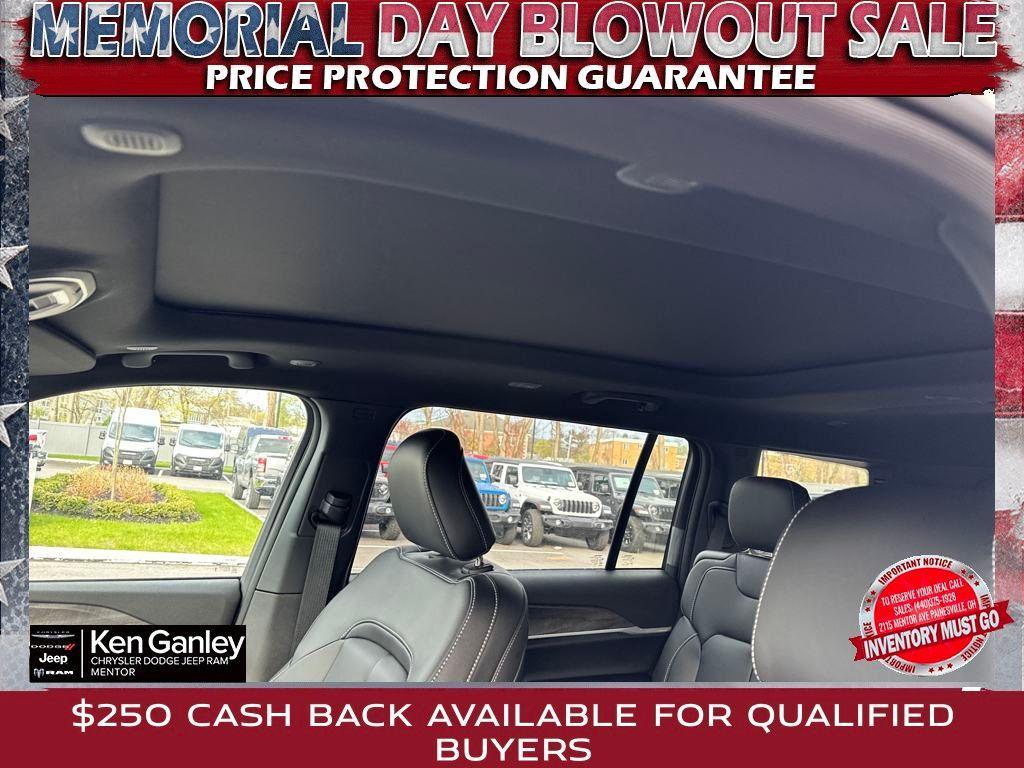 new 2025 Jeep Grand Cherokee L car, priced at $46,206