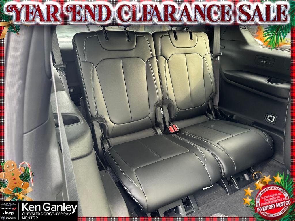 new 2025 Jeep Grand Cherokee L car, priced at $43,669