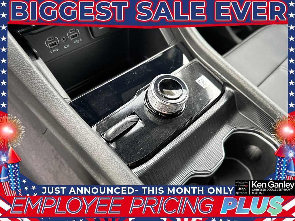 new 2025 Jeep Grand Cherokee L car, priced at $46,456