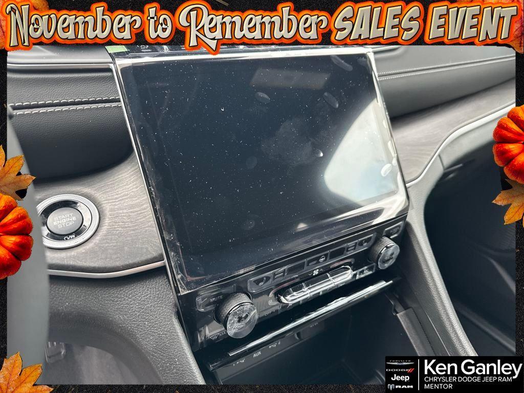 new 2025 Jeep Grand Cherokee L car, priced at $48,169