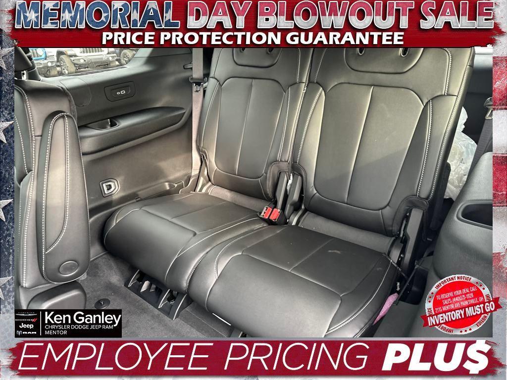 new 2025 Jeep Grand Cherokee L car, priced at $46,206