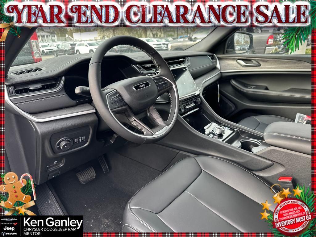 new 2025 Jeep Grand Cherokee L car, priced at $43,669