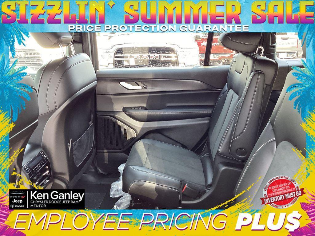new 2025 Jeep Grand Cherokee L car, priced at $43,452