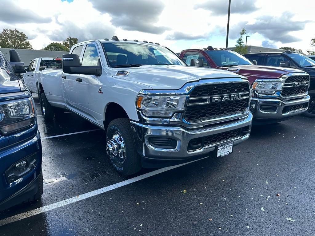 new 2024 Ram 3500 car, priced at $60,343