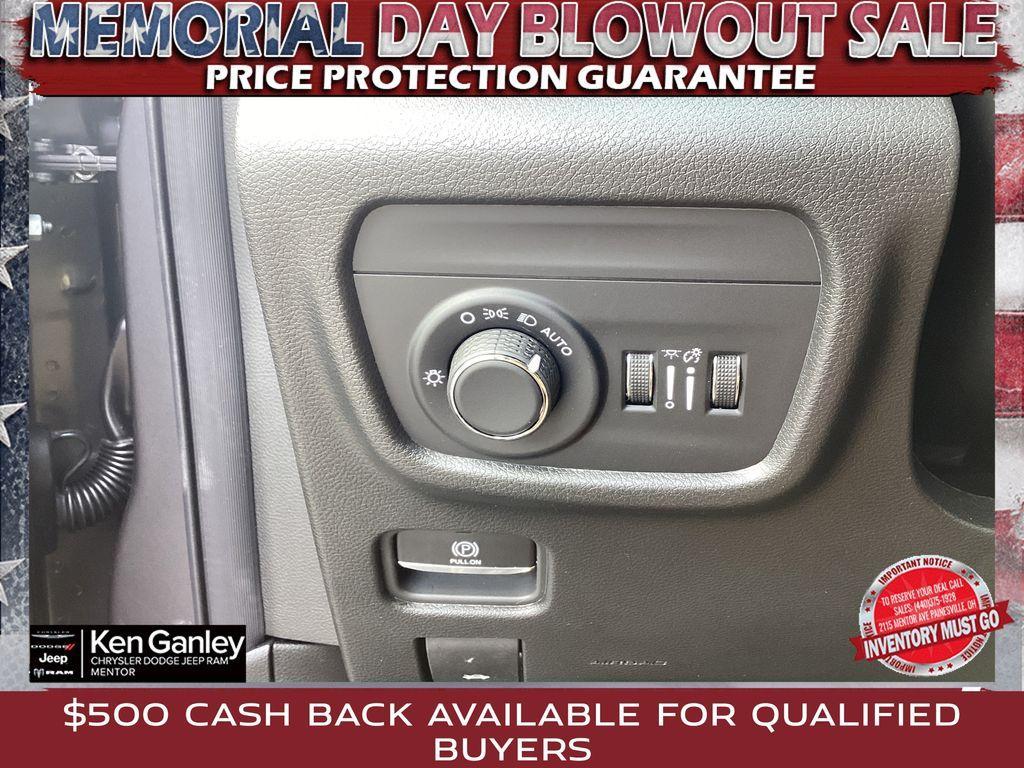 new 2025 Jeep Grand Cherokee L car, priced at $43,452