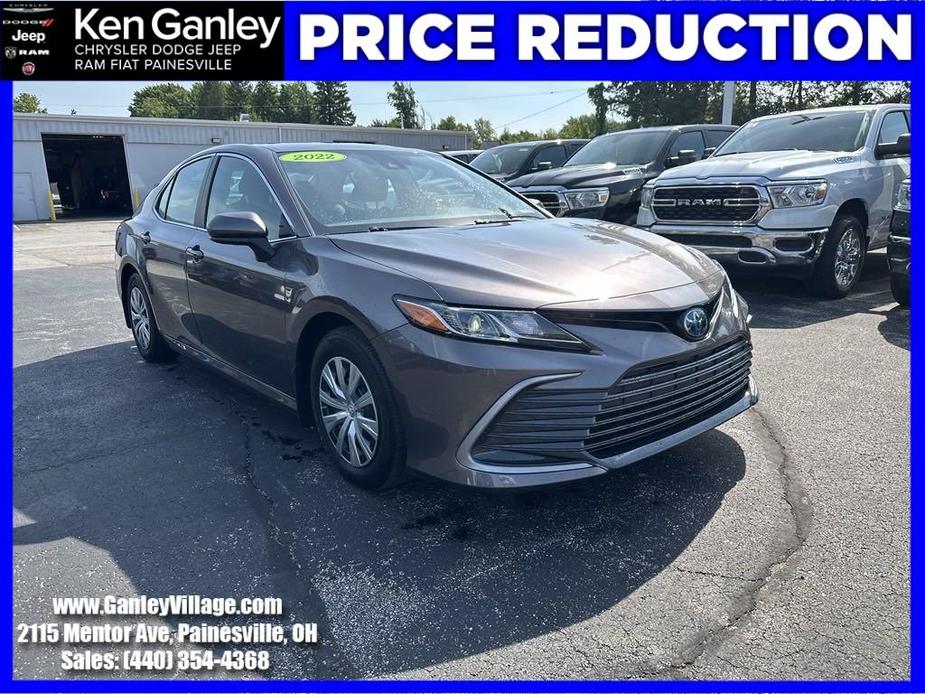 used 2022 Toyota Camry Hybrid car, priced at $28,248