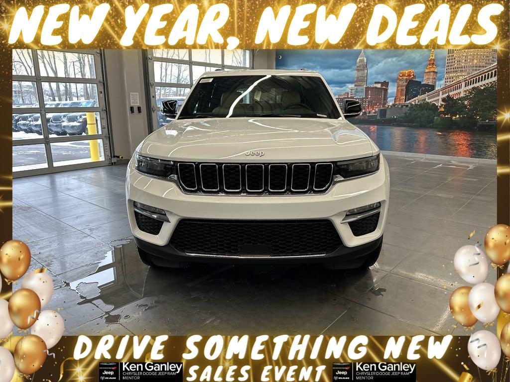 new 2025 Jeep Grand Cherokee car, priced at $44,011