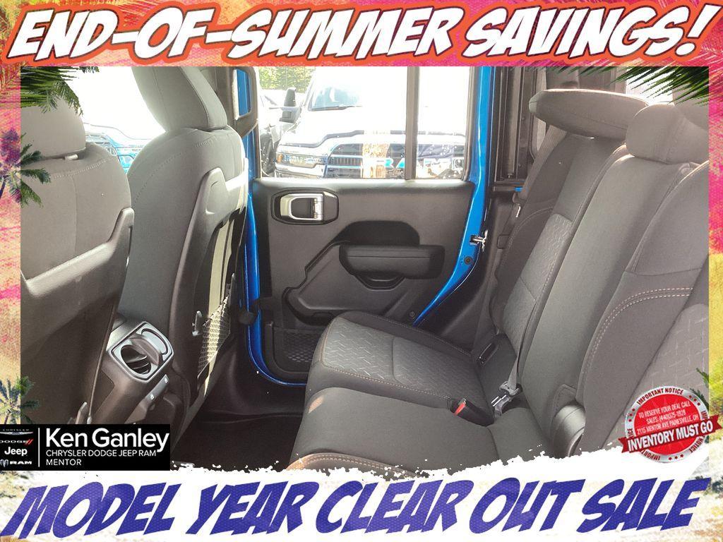 new 2025 Jeep Gladiator car, priced at $43,955