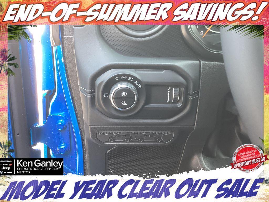 new 2025 Jeep Gladiator car, priced at $43,955