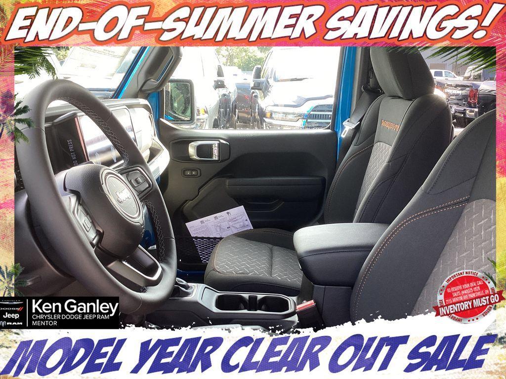 new 2025 Jeep Gladiator car, priced at $43,955