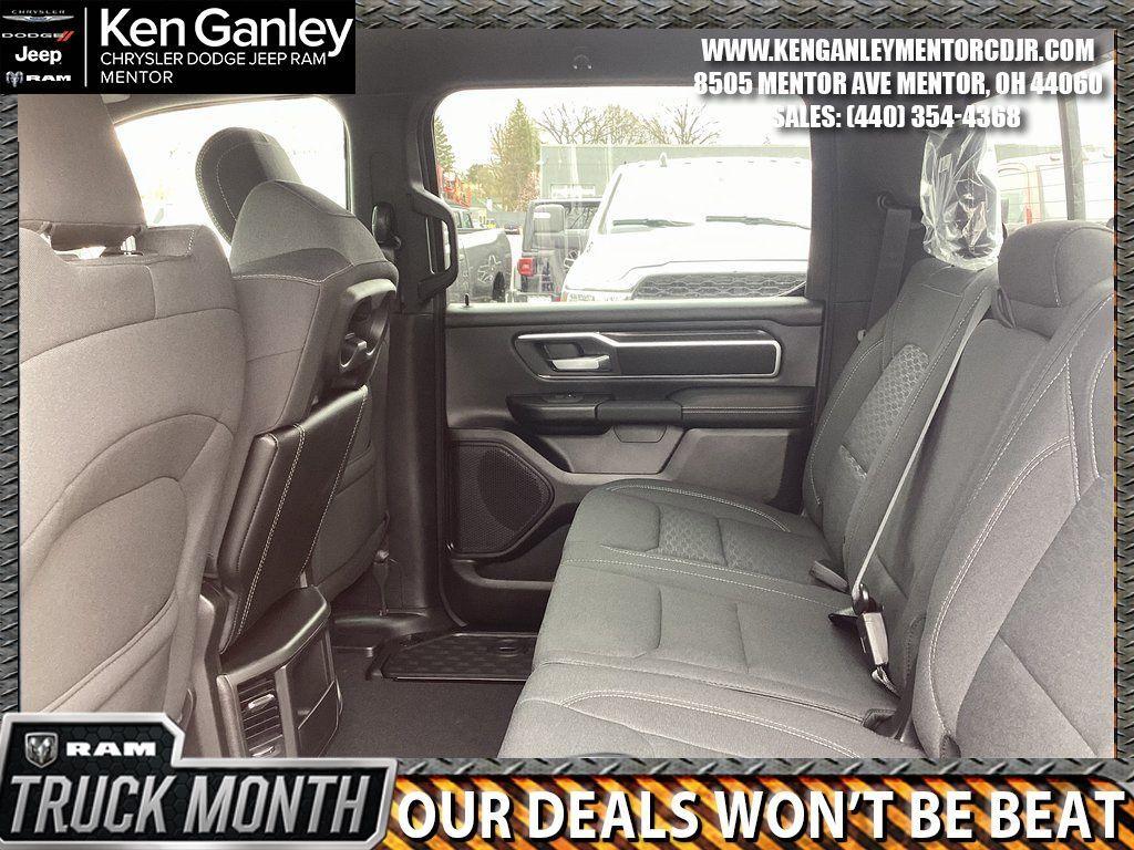 new 2025 Ram 1500 car, priced at $45,638