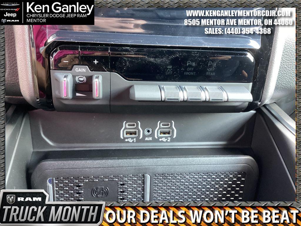 new 2025 Ram 1500 car, priced at $43,356