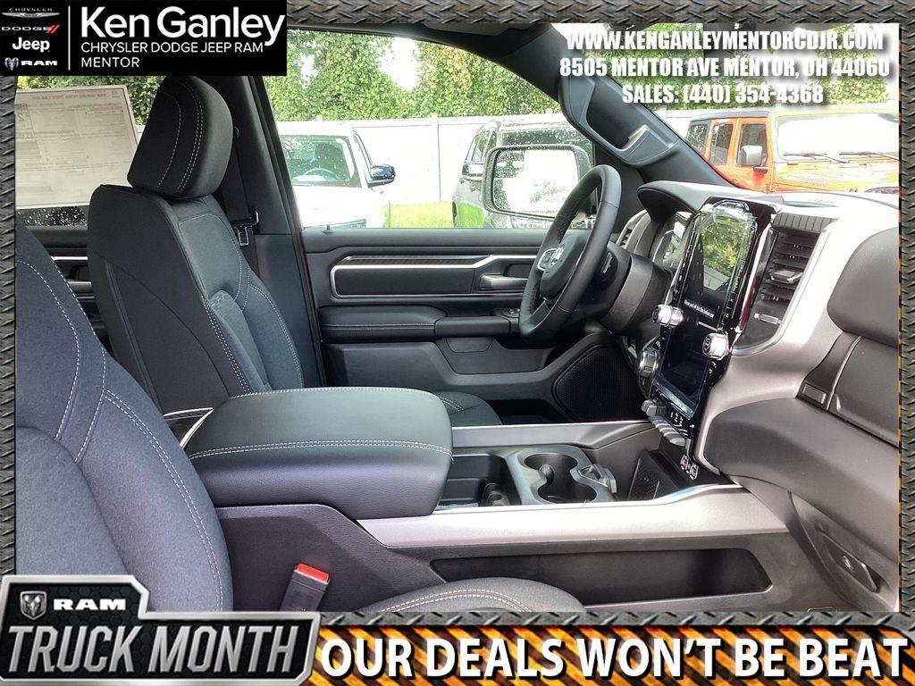new 2025 Ram 1500 car, priced at $43,356